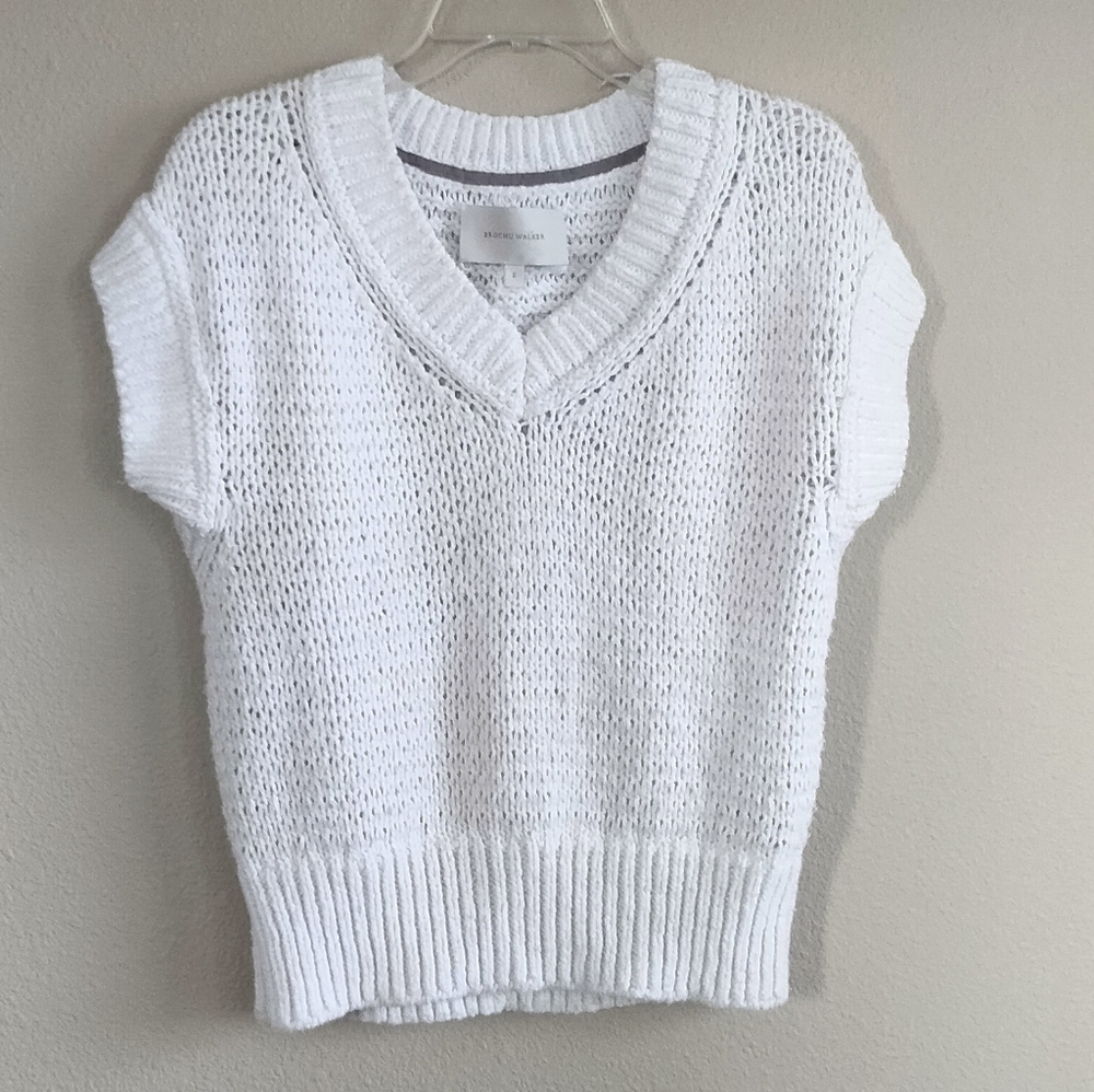 Brochu Walker Size Small Women's White Knit Sweater Vest White 100% Cotton Uma
